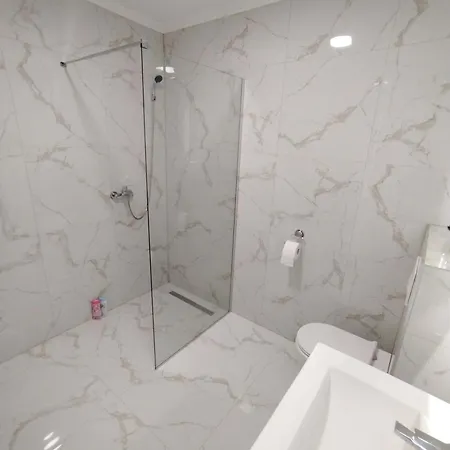 Honey House Apartment *