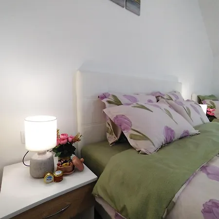 Honey House Апартаменты *