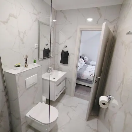 Apartment Honey House *